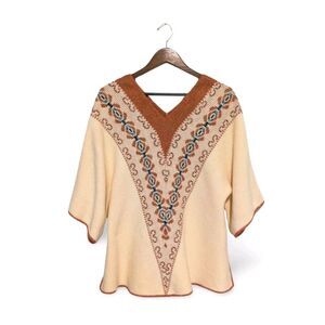 Vintage 70s Vee Neck Bohemian Poncho Sweater Pullover Cream Orange Southwest B42